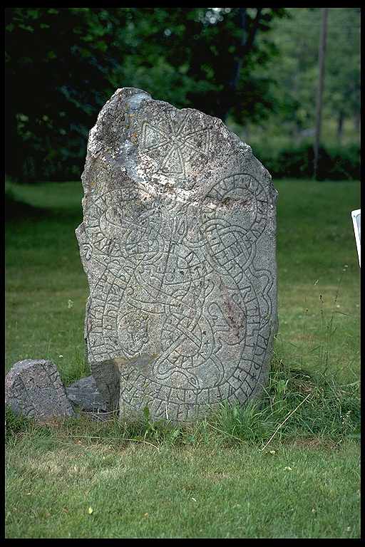 Runes written on runsten, gnejsgranit. Date: V